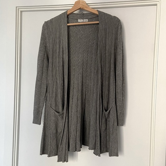 Knit shrug/waterfall sweater in grey - Picture 1 of 5